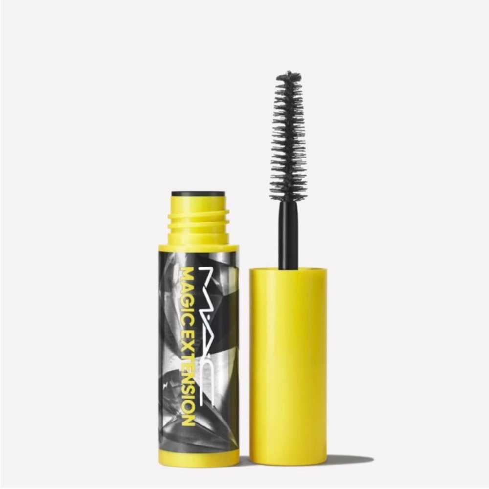 MAC Cosmetics Magic‎ Extension Mascara